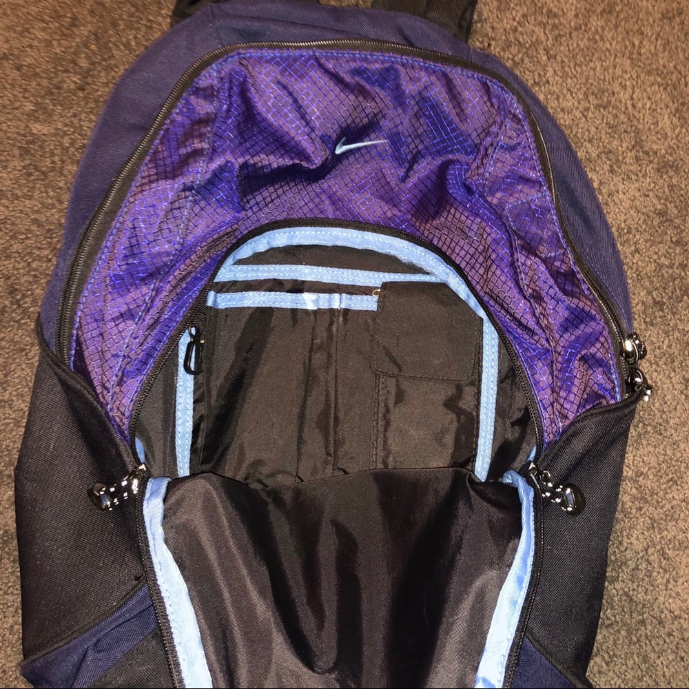Nike Backpack - Picture 2 of 4